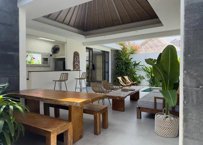 Aster Villa Seminyak